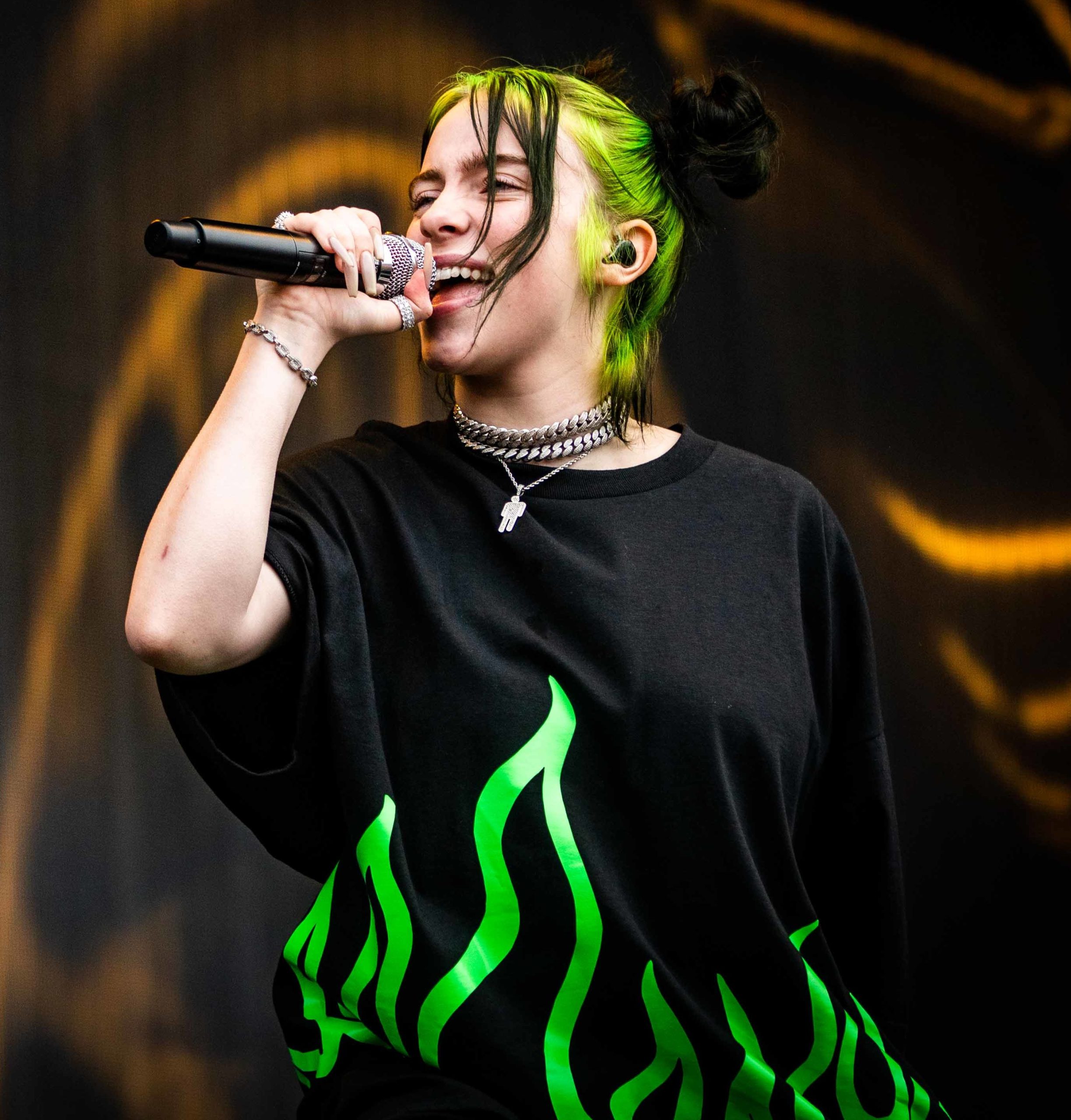 Billie_Eilish_@Pukkelpop_2019_(48590443381)