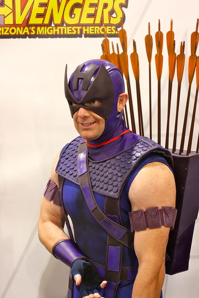 Phoenix_Comicon_2011_Hawkeye_from_the_Avengers